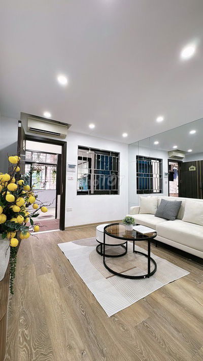 TT Quỳnh Mai, 65m, 2 ngủ, 3.98tỷ, 30m ra mặt phố. Full nội thất.Sổ đẹp