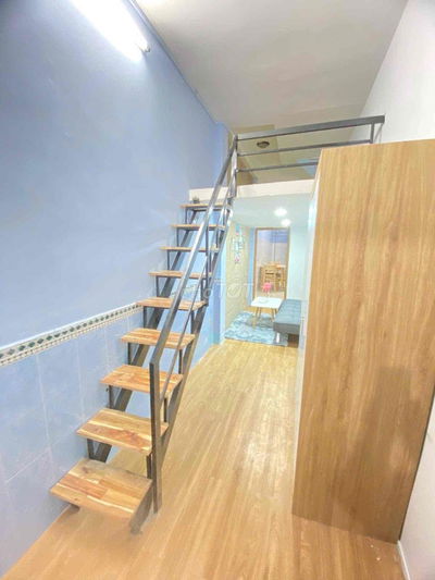 CHO THUÊ CĂN HỘ 1 PHÒNG KHÁCH - 1 GÁC - 1 PHÒNG BẾP QUẬN 10 chỉ 4TR8