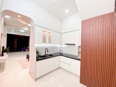 Bán Nhà Mặt Tiền Đường Gò Vấp -Kinh Doang Spa - Văn Phòng Cty 4tang