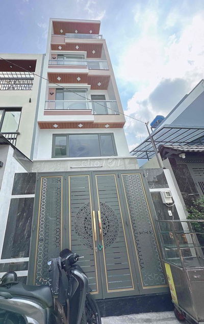 SIÊU PHẦM 5 TẦNG- ĐƯỜNG Ô TÔ THÔNG THOÁNG-NGAY NGUYỄN SƠN NỐI DÀI- 5P