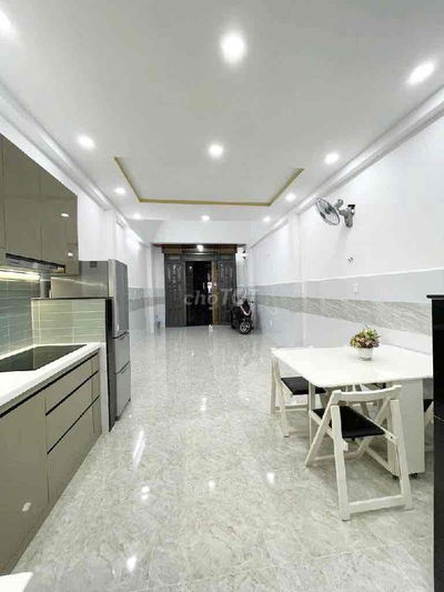 Nhà Ngã Tư Bốn Xã- 3PN-Nhỉnh 5tỷ