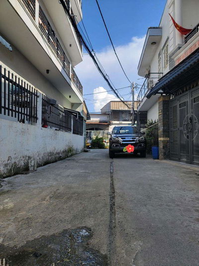 BÁN NHÀ Q12 - 2 TẦNG - Ô TÔ ĐẬU CỬA - DT CHUẨN - GIÁ GIẢM SÂU