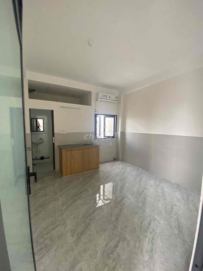 Phòng 3tr7 có máy lạnh, sân phơi, an ninh Bùi Đình Tuý