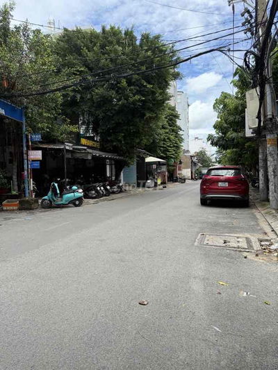 Nhà 4 tầng ô tô ngủ trong nhà, đường Huỳnh Văn Nghệ, Gò Vấp, 70m2