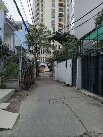 Bán nhà MT hẽm 7m 373/21 Bùi Minh Trực, P6. Gía 6ty6. Dt 4x16