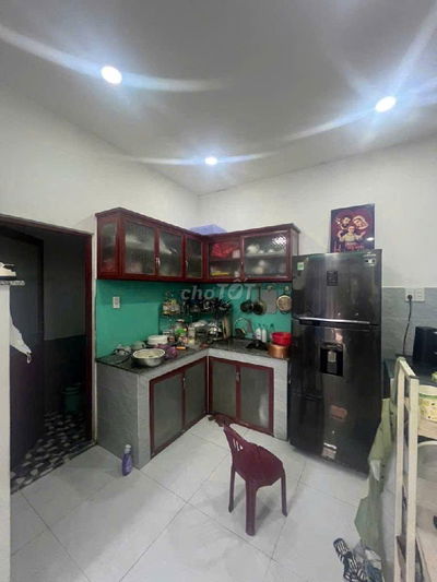 TÂN SƠN NHÌ - 1/ SÁT MẶT TIỀN - 2 TẦNG - 30M2 - NHỈNH 2,XTỶ