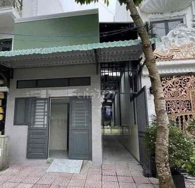 Bán dãy trọ ngay chợ Cầu Tràm, Cần Đước, Long An-9phòng+1kiot 1tỷ150tr