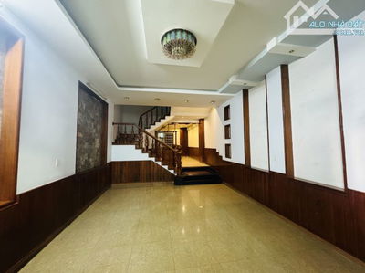 NHÀ HÀ HUY GIÁP  - 81 M2 - 3 TẦNG 3 MÊ - GẦN ĐẠI HỌC NGOẠI NGỮ - 9.x TỶ