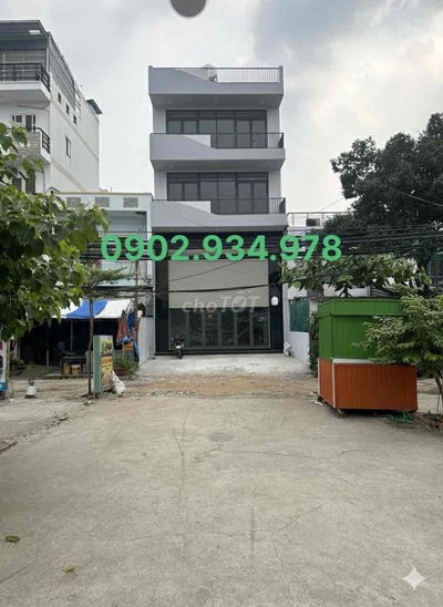 MBKD mặt tiền lớn Q7 giá tốt