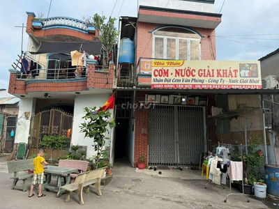 Nhà gần chợ phường An Bình Tp Dĩ An