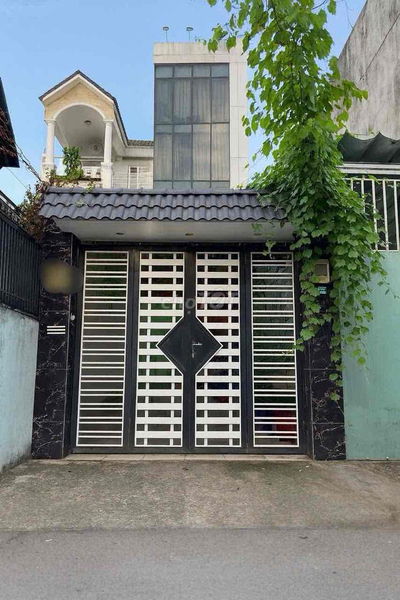 RẺ NHẤT KHU VỰC - 170M2 - NHÀ 4 TẦNG - CÓ THANG MÁY - NGAY VĐAI 2