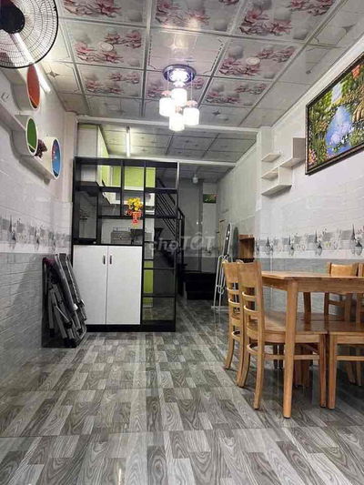 (Nc)💰7tr Cho thuê nhà đẹp sạch sẽ Hậu giang p12 q6 ( có nội thất)