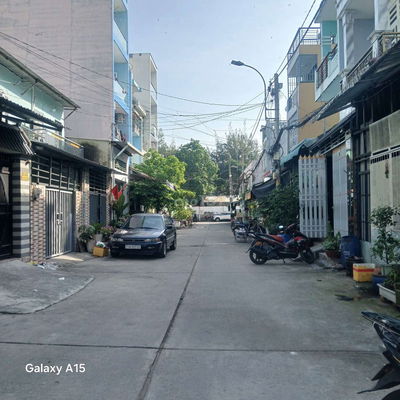 7 tỷ 900 thương lượng, nhà mới 4 tầng, đường 12 mét, dt : 4 × 16.