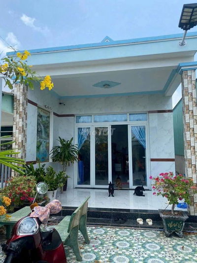 Ra căn Cấp 4 Hóc Môn, 330TR, ĐƯỜNG XTS12 ( ngay gần trường Nhị Xuân)