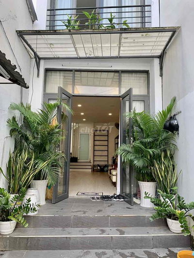 cho thuê mặt bằng kinh doanh ở Nguyễn Hữu Cảnh