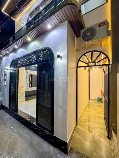 BÁN NHÀ MỚI HOÀN THIỆN - GẦN ĐƯỜNG - GIÁP QUẬN 7