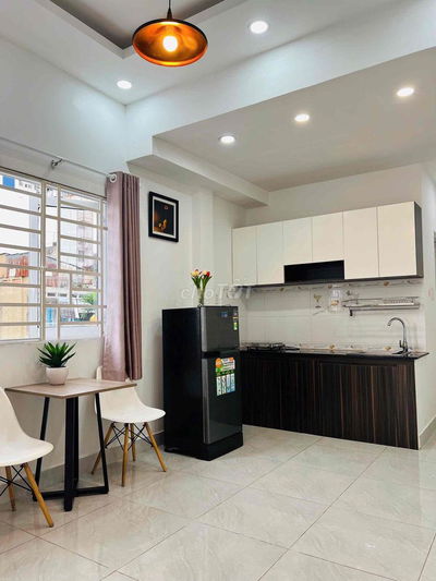 CHO THUÊ CHDV 1PN TÁCH BẾP 40m2 MỚI KENG NGAY ĐIỆN BIÊN PHỦ GIÁ HỜI