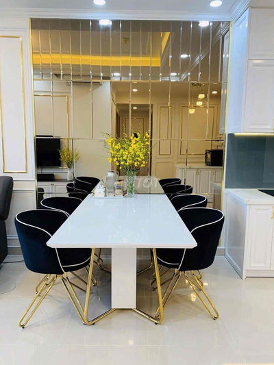 Cho thuê 2Pn 18tr/ Tháng The Sun Avenue