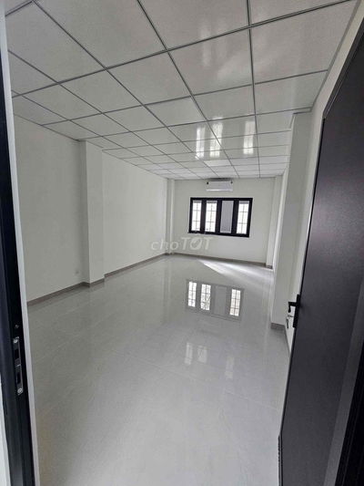 cho thuê lầu 2 và 3 toà nhà làm văn phòng mặt tiền nguyễn suý tân phú