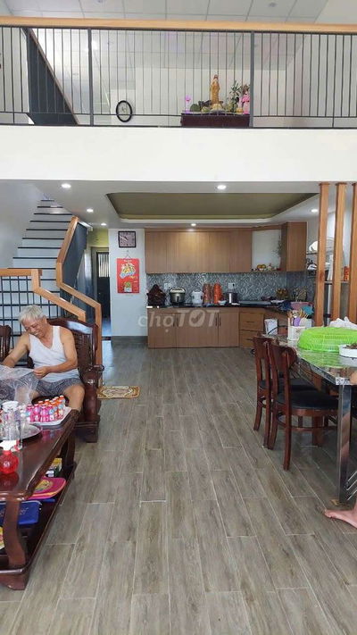 BÁN nhà gác lửng đường Bát Nàng Công Chúa- khu tân trà, hòa hải,5 tỷ 2