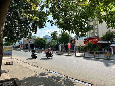 Gần 90m, Mặt Tiền Kinh Doanh Tây Thạnh Tân Phú, nở hậu 6m, 12 tỷ xíu