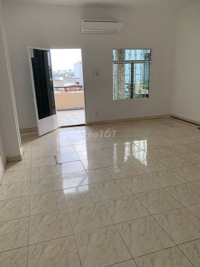 CHÍNH CHỦ CHO THUÊ PHÒNG MÁY LẠNH, TỦ LẠNH-TÁCH BẾP, BAN CÔNG MÁT MẺ