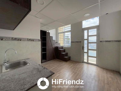 Phòng duplex mới 100% gần cầu chữ Y, ParcMall Q8 thang máy ở 3-4 bạn