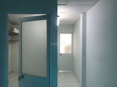 Cho thuê nhà hẻm 666 nvq. 4m x 10m. 1 lầu. 2pn. 2wc. Giá 5.5 tr