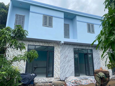 Bán nhà khu cán bộ công nhân viên, đối diện ủy ban chỉ 660 triệu