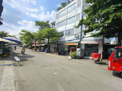 Bán gấp dãy trọ mặt tiền Huỳnh Tấn Phát, Quận 7, 404m2, nh 60 tỷ