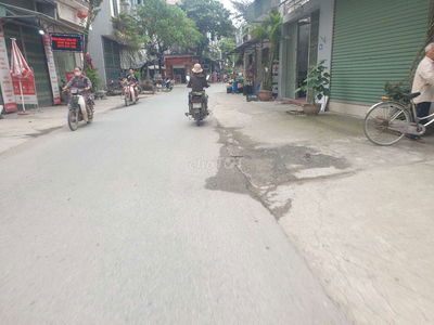 Bán gấp đất mặt tiền đường Đáy Xuy Xá, Mỹ Đức 120m2 mt 4m chỉ 2.3 tỷ