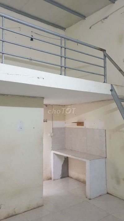 SÂN VƯỜN, NGÕ RỘNG THOÁNG MÁT