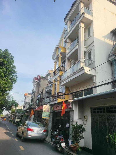 Khách Sạn Mặt Tiền- 11PN - Khoán 30 Triêu/Tháng- Thới An Q12