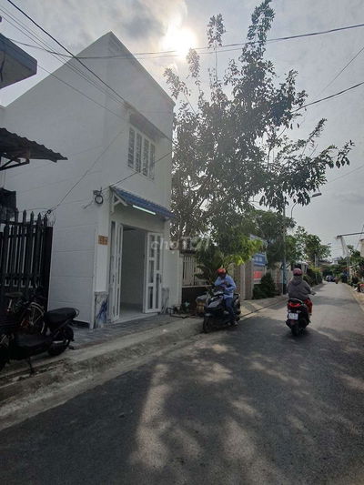 👏Hạ 100Tr 💥 Chỉ 2 Tỷ 550 Triệu 🌿Khu Phố 3 TT Cần Giuộc, Gần QL50 🏠