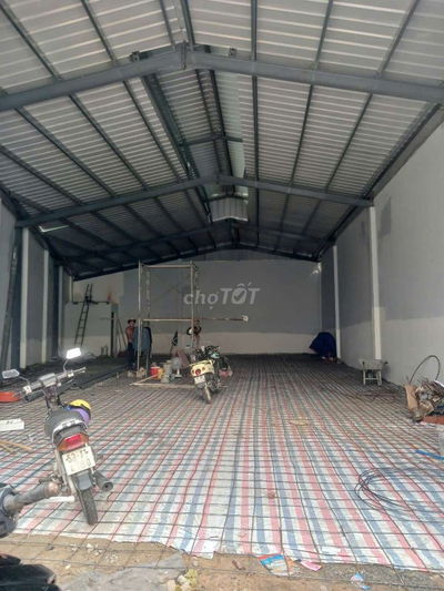CHÍNH CHỦ CHO THUÊ NHÀ XƯỞNG 250M2 GIÁ THUÊ 15 TRIỆU/THÁNG