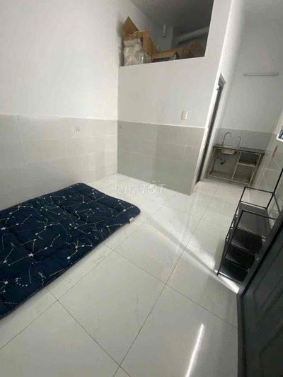 Phòng trọ 3tr quận 9 có máy lạnh , máy lọc nước và máy nước nóng