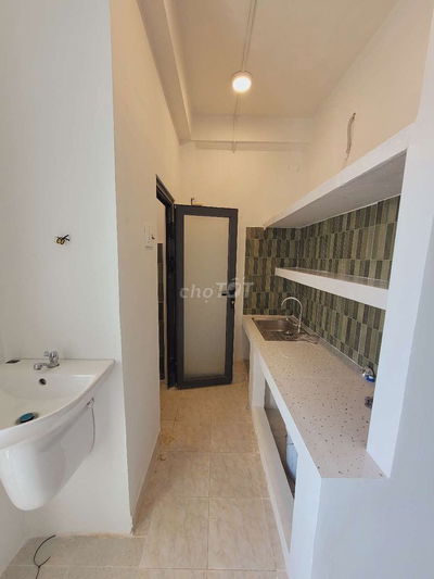 [Chủ] Cho thuê studio Q4, 10p tới Vincom, Q5, Q2, Sala