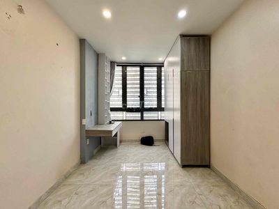 Phòng cửa sổ thoáng full nội thất có bếp riêng trong phòng