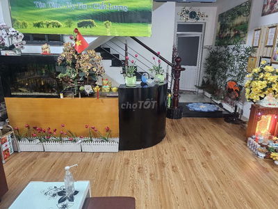 Phòng full nội thất