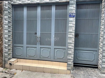 Phòng trọ 12 m2 đường Phạm Thế Hiển , phường Bình Đông , tp Hồ Chí Min