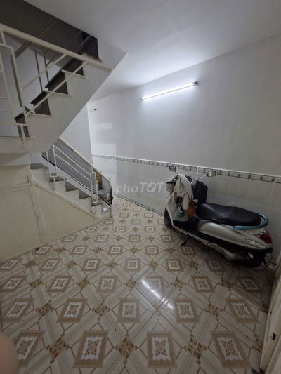 Bán nhà hẻm xe hơi 376 Huỳnh Tấn Phát, Quận 7