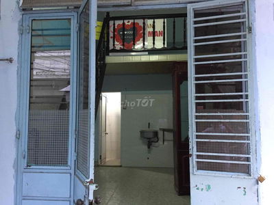 CHO THUÊ PHÒNG TRỌ – MẶT TIỀN ĐƯỜNG – GẦN NHIỀU TRƯỜNG ĐẠI HỌC