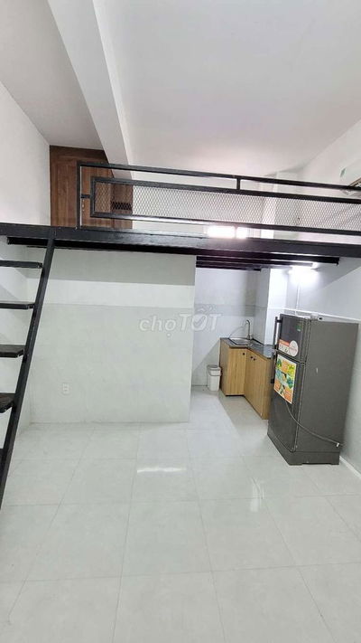3tr5, phòng duplex Phạm Văn Bạch, máy lạnh, tủ lạnh.