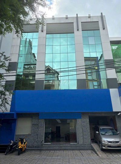 Nhà Mặt Tiền Gía tốt Đường Ngô Quyền, P. 5 Gần Ngô Gia Tự Quận 10