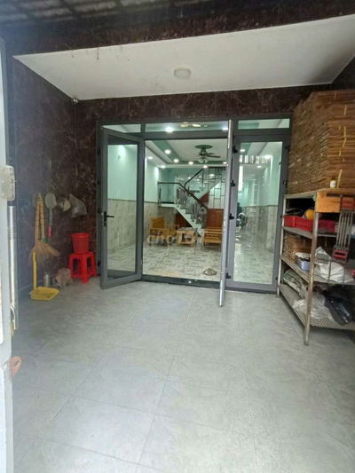 Giảm mạnh 500tr! Nhà 2 tầng hẻm xe hơi rẻ như lô đất