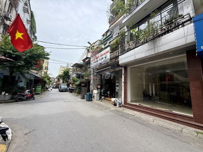 📢 CHO THUÊ VĂN PHÒNG TẦNG 1 – Ô TÔ ĐỖ CỬA