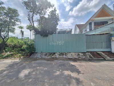 ĐẤT HẺM 274 NGUYỄN VĂN TẠO DT 218M2 THỔ CƯ