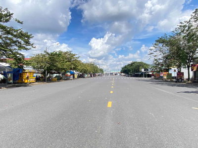 Chính Chủ Gửi Bán Lô Đất KDC Xuyên Á Giá Rẻ DT : 5x18 Shr Đất Sát Chợ