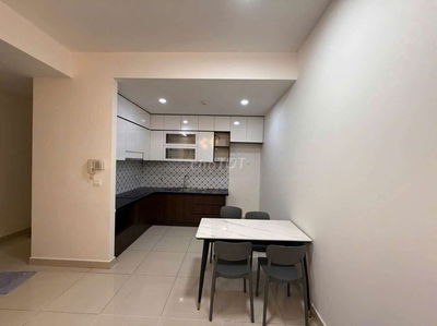 Cho thuê Golden Mansion 2pn 2wc.   Nội thất cơ bản và full