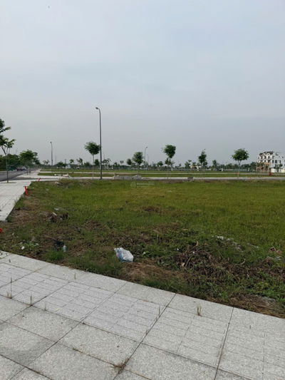 CHÍNH CHỦ CẦN BÁN MẢNH ĐẤT - TÂY NINH - LONG AN GIÁ CHỈ 786 Triệu/ LÔ